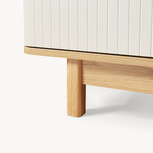 Meuble TV Ferrersp avec 2 portes 140 x 40 x 45 cm effet chêne / couleur sable [en.casa] 