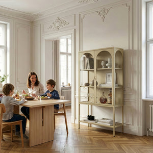 Vetrina Klippestad Credenza Alta a 2 Ante in Vetro e Ripiano Aperto 160 x 80 x 35 cm - Color Cammello [en.casa]