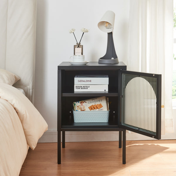 Table de chevet Karlskrona acier verre strié 60 x 43 x 40 cm noir mat [en.casa]