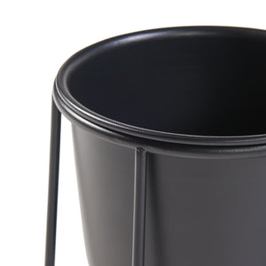 Set de 2 porte-plantes Nesseby de tailles variées avec cache-pots métal noir [en.casa]