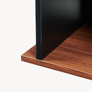 Table d'appoint Trond 50 x 33 x 29 cm noir / effet noyer [en.casa]