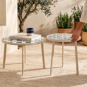 Tavolo da esterno Faeto 2 pz. Piano in vetro Champagne [casa.pro]