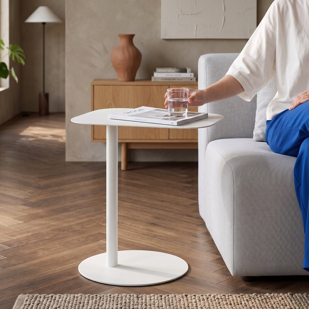 Table d'appoint Nastätten 50 x 50 x 38 cm [en.casa]