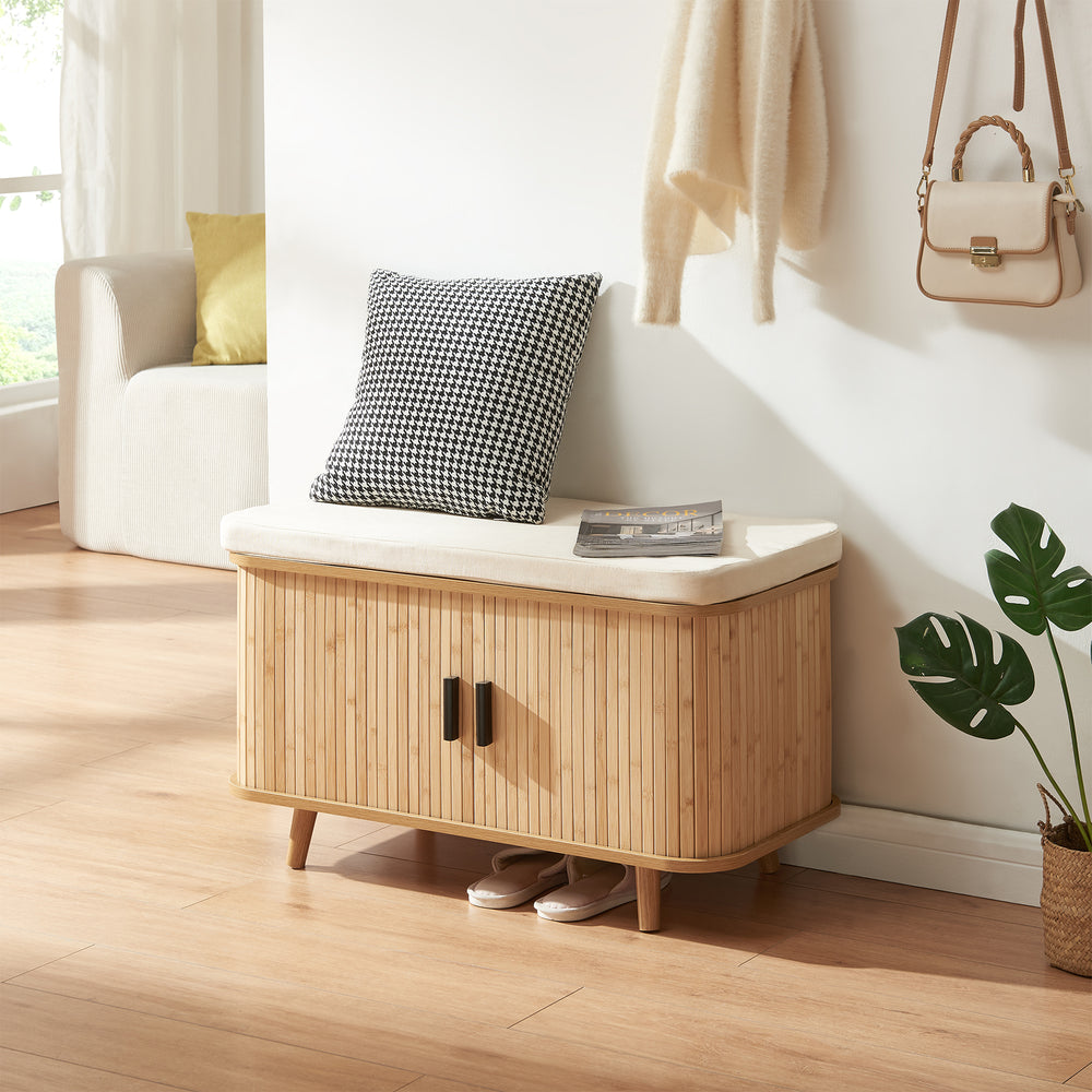 Scarpiera Tvedestrand con Cuscino Panca Portascarpe a 2 Ante Scorrevoli in Bambù 50 x 80 x 40 cm - Naturale / Beige [en.casa]