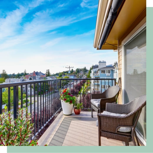 Balkon für den Frühling reinigen